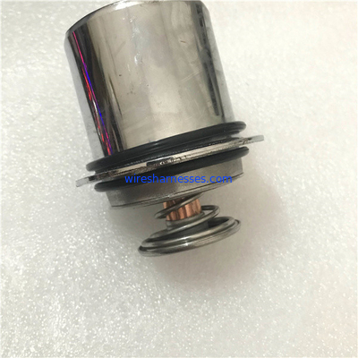 PC360-7 Koparka Komatsu S6D114 Termostat silnika Cummins 3902525 6741-61-1610