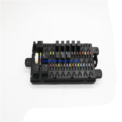 YY24E00008F2 Zespół skrzynki bezpieczników do koparki Kobelco SK200-8 SK350-8